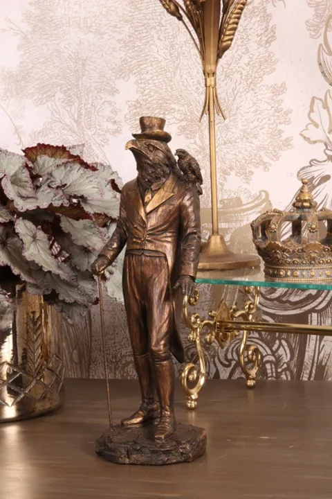 Adelaar Beeld in Kostuum 37,5 cm – Bronskleurig Dierenbeeld – Dutch Style